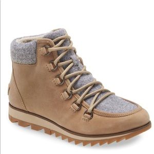 🆕 Sorel Harlow Lace Cozy Winter Boots